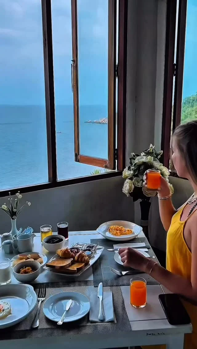 เกาะเต่า แค่เปิดม่านก็ได้วิวทะเล 180° สุดสายตา
พร้อมบรรยากาศแสนพิเศษที่คุณจะไม่มีวันลืม 
 👉จองตรงกับโรงแรม Click on the Bio
📲จองกับโรงแรมโดยตรง การันตีราคาดีที่สุด ไม่มีบวกเพิ่ม! ไม่มีค่าธรรมเนียม
_______________________________
For inquiries or reservations:
📲Line : @pinnaclehotels
☎ Phone : 077 456 404
📩 pktreservation1@gmail.com
📌Location : Koh Tao, Surat Thani

**** Terms and conditions apply.

#KohTao #FreeSnorkelingRental #BookDirect #PinnacleKohTao #IslandAdventure #Snorkelingfree #PinnacleKohTao #PinnacleKohTaoResort #KohTaoResort #kohtao #KohtaoAdventures #โรงแรมติดทะเล #ที่พักติดทะเล #รถรับส่งเกาะเต่า #เที่ยวเกาะเต่า #รีสอร์ทเกาะเต่า #ท่าเรือแม่หาด #หาดทรายรี #เกาะเต่า #โรงแรมเกาะเต่า #จองตรงคุ้มกว่า #ทะเลเกาะเต่า