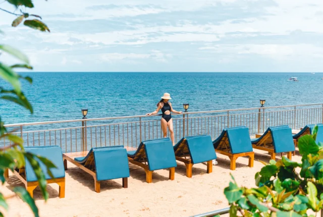 “ตื่นพร้อมวิวทะเล 180 องศา ที่ Pinnacle Koh Tao Resort
ที่สุดของการพักผ่อนใจกลางธรรมชาติและความเงียบสงบบนเกาะเต่า”
.
👉จองตรงกับโรงแรมทักแชท Line: https://lin.ee/dMVZtMv 
หรือคลิกจองเลย: https://shorturl.at/5xRmm
.
📲จองกับโรงแรมโดยตรง การันตีราคาดีที่สุด ไม่มีบวกเพิ่ม! ไม่มีค่าธรรมเนียม
___________________________________

“Wake up to a breathtaking 180° ocean view at Pinnacle Koh Tao Resort — the ultimate retreat amidst the tranquility and natural beauty of Koh Tao.”
.
👉Book now, click on the Bio
_______________________________

For inquiries or reservations:
📲Line : @pinnaclehotels
☎ Phone : 077 456 404
📩 pktreservation1@gmail.com
📌Location : Koh Tao, Surat Thani

**** Terms and conditions apply.

#KohTao #FreeSnorkelingRental #BookDirect #PinnacleKohTao #IslandAdventure  #Snorkelingfree #PinnacleKohTao #PinnacleKohTaoResort #KohTaoResort #kohtao #KohtaoAdventures #โรงแรมติดทะเล #ที่พักติดทะเล #รถรับส่งเกาะเต่า #เที่ยวเกาะเต่า #รีสอร์ทเกาะเต่า #ท่าเรือแม่หาด #หาดทรายรี #เกาะเต่า #โรงแรมเกาะเต่า #จองตรงคุ้มกว่า #ทะเลเกาะเต่า