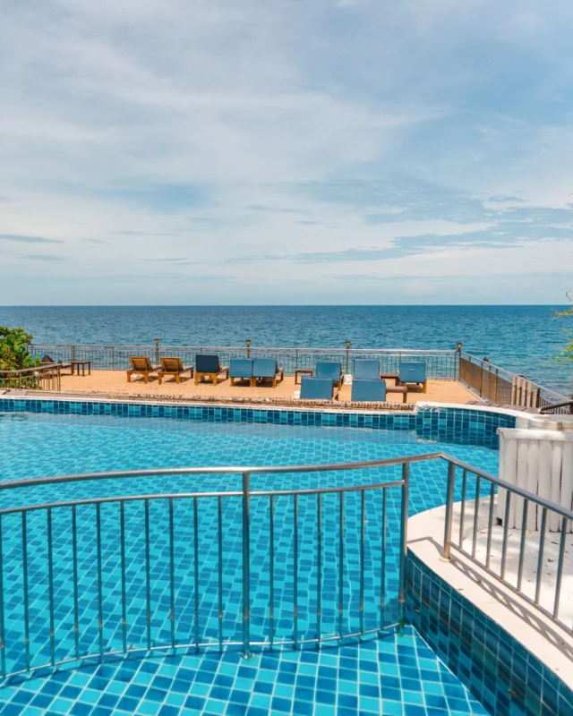 ☀️ Snorkel in the sea, relax by the pool, and sunbathe on our private beach.

All you need for a perfect day of island relaxation 🌊 𝐏𝐢𝐧𝐧𝐚𝐜𝐥𝐞 𝐊𝐨𝐡 𝐓𝐚𝐨 𝐑𝐞𝐬𝐨𝐫𝐭
.
Exclusive Benefit:
 • Daily breakfast for 2 adults
 • Children under 7 stay & eat breakfast for free
 • Complimentary Drinks
 • Free Wi-Fi 
.
👉Book now, click on the Bio
_______________________________
For inquiries or reservations:
📲Line : @pinnaclehotels
☎ Phone : 077 456 404
📩 pktreservation1@gmail.com
📌Location : Koh Tao, Surat Thani

**** Terms and conditions apply.

#KohTao #FreeSnorkelingRental #BookDirect #PinnacleKohTao #IslandAdventure #Snorkelingfree #PinnacleKohTao #PinnacleKohTaoResort #KohTaoResort #kohtao #KohtaoAdventures #โรงแรมติดทะเล #ที่พักติดทะเล #รถรับส่งเกาะเต่า #เที่ยวเกาะเต่า #รีสอร์ทเกาะเต่า #ท่าเรือแม่หาด #หาดทรายรี #เกาะเต่า #โรงแรมเกาะเต่า #จองตรงคุ้มกว่า #ทะเลเกาะเต่า