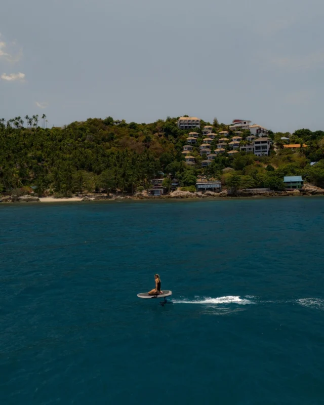 Ready for your next escape?
Discover the charm of Koh Tao
from a perspective you’ve never seen before. 🌊🐠
.
Book direct on our website — super easy!
✅ Best price guaranteed – Book directly with us
✅ More room options – Choose the room that fits your needs from a wide range of types.
✅ Easy support – Change your dates, check availability, or ask questions. We’re ready to help every day on Facebook from 9:00 AM to 9:00 PM.
✅ Enjoy 10% off food & non-alcoholic drinks when booking direct
Booking & Stay Date period: 1 Jan - 31 Dec 2026
.
👉Book via chat direct :  https://lin.ee/dMVZtMv 
Or Click Book Now : https://shorturl.at/zoWdS
____________________________
พร้อมสำหรับการหลีกหนีไปพักใจครั้งต่อไปหรือยัง?
ออกไปสัมผัสเสน่ห์ของเกาะเต่าในมุมที่คุณไม่เคยเห็นมาก่อน 🌊🐠
.
จองตรงผ่านเว็บไซต์ของเรา — ง่ายสุดๆ!
✅ การันตีราคาดีที่สุด เมื่อจองตรงกับเรา
✅ ตัวเลือกห้องพักมากกว่า เลือกห้องที่ตรงกับความต้องการได้หลากหลาย
✅ บริการช่วยเหลือสะดวก เปลี่ยนวันเข้าพัก ตรวจสอบห้องว่าง หรือสอบถามข้อมูลต่างๆ เราพร้อมดูแลทุกวันผ่าน Facebook ตั้งแต่เวลา 09:00–21:00 น.
✅ รับส่วนลด 10% สำหรับอาหารและเครื่องดื่มไม่มีแอลกอฮอล์ เมื่อจองตรง
ระยะเวลาการจองและการเข้าพัก: 1 มกราคม – 31 ธันวาคม 2026
.
👉 จองผ่านแชตโดยตรง: https://lin.ee/dMVZtMv
หรือคลิกจองเลย: https://shorturl.at/zoWdS 
____________________________
For more information:
Inbox : m.me/PinnacleKohTaoDiveResort 
Line : https://lin.ee/dMVZtMv 
Website : https://kohtao.pinnaclehotels.com
Phone : 077 456 404
pktreservation1@gmail.com
Location : Koh Tao, Surat Thani
Google map : https://maps.app.goo.gl/vV4LWqGp9NjRjXuK8

*** Terms and conditions apply***

#EarlyBierd #EarlyBierdPromotion #KohTao #FreeSnorkelingRental #BookDirect #PinnacleKohTao #IslandAdventure #SnorkelingThaila #Snorkelingfree #PinnacleKohTao #PinnacleKohTaoResort #KohTaoResort #kohtao #KohtaoAdventures #โรงแรมติดทะเล #ที่พักติดทะเล #รถรับส่งเกาะเต่า #เที่ยวเกาะเต่า #รีสอร์ทเกาะเต่า #ท่าเรือแม่หาด #หาดทรายรี #เกาะเต่า #โรงแรมเกาะเต่า #จองตรงคุ้มกว่า #ทะเลเกาะเต่า
